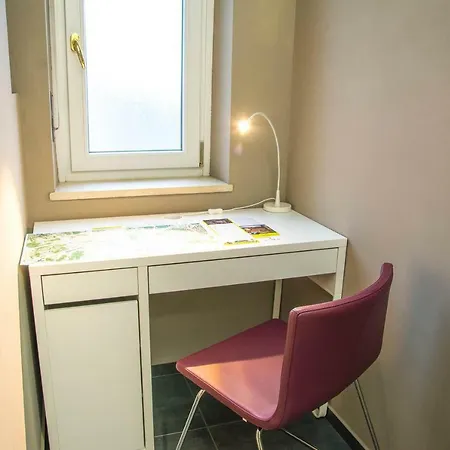 ゲストハウス Camelia 3*